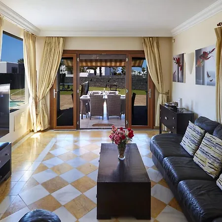וילה Casa Beluka By Now Ltd *
