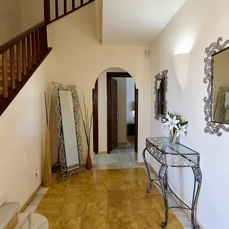 Casa Beluka By Now Ltd プラヤ・ブランカ