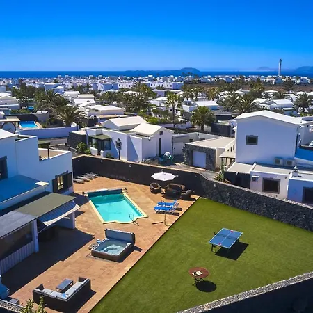 Casa Beluka By Now Ltd * プラヤ・ブランカ