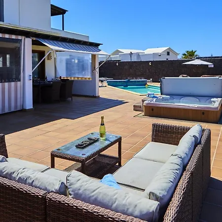 Casa Beluka By Now Ltd Villa *